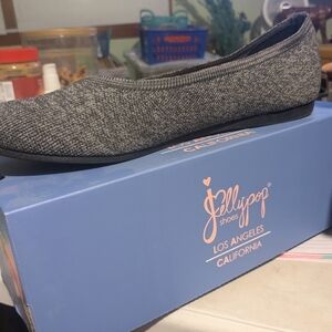 Gray flats